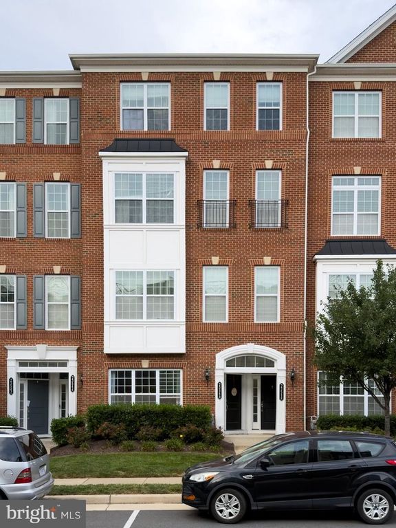 23548 BUCKLAND FARM TER, Ashburn, VA 20148