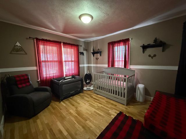 710 W Prescott Ave, Salina, KS 67401