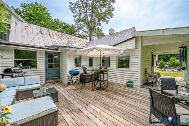 1919 Moseley Rd, Moseley, VA 23120