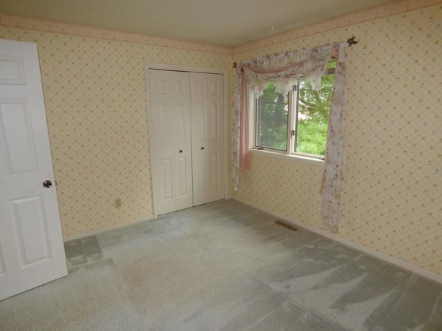 353 Devon Road, Valparaiso, IN 46385