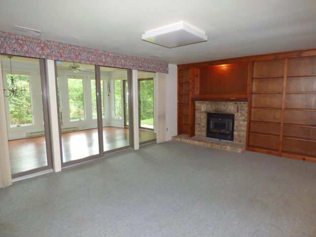 353 Devon Road, Valparaiso, IN 46385
