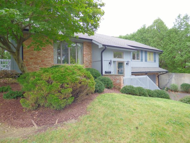 353 Devon Road, Valparaiso, IN 46385