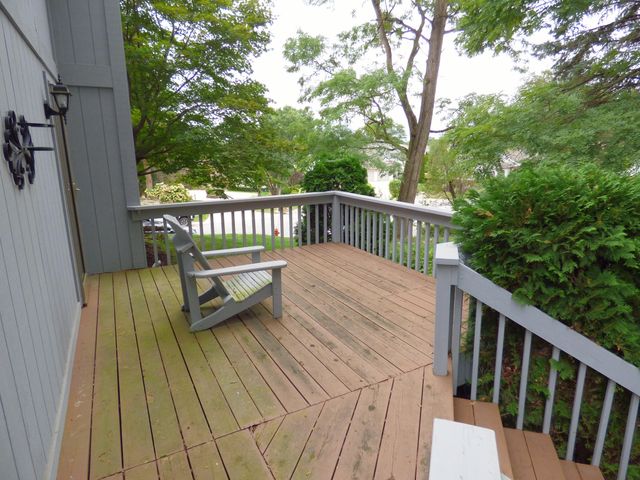 353 Devon Road, Valparaiso, IN 46385