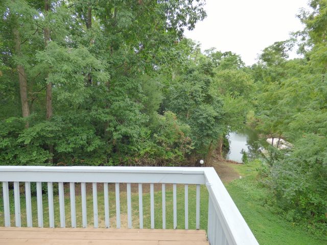 353 Devon Road, Valparaiso, IN 46385