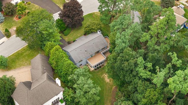 353 Devon Road, Valparaiso, IN 46385