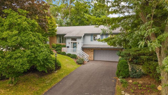 353 Devon Road, Valparaiso, IN 46385