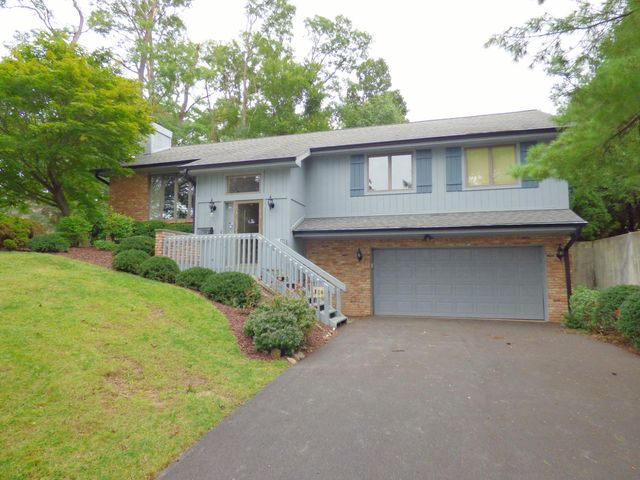 353 Devon Road, Valparaiso, IN 46385