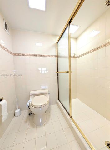 3161 S Ocean Drive 1405, Hallandale Beach, FL 33009