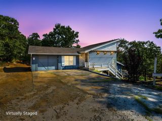 387 Holiday Hills Road, Eufaula, OK 74432