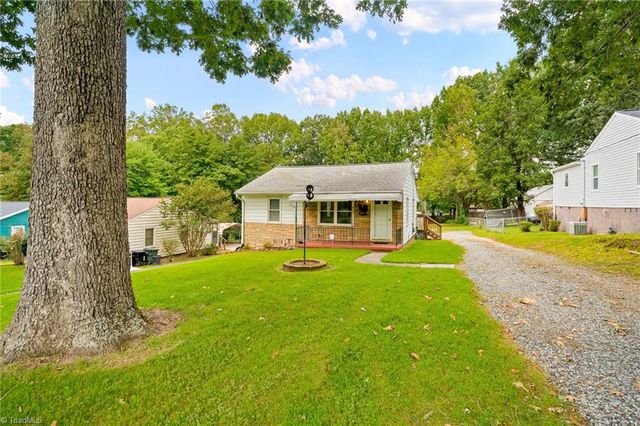 924 E Market Street, Burlington, NC 27217