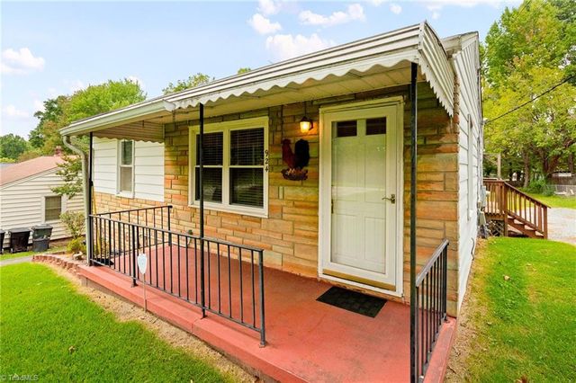 924 E Market Street, Burlington, NC 27217