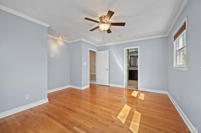 525 Water Oak Road, Roanoke, VA 24019
