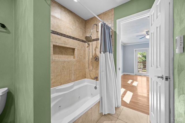 525 Water Oak Road, Roanoke, VA 24019