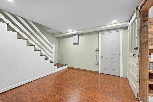 525 Water Oak Road, Roanoke, VA 24019