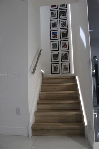 11024 W 35th Ln, Hialeah, FL 33018