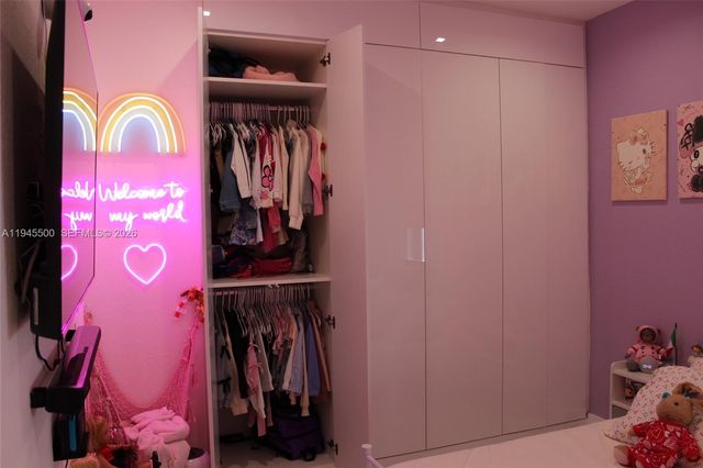 11024 W 35th Ln, Hialeah, FL 33018