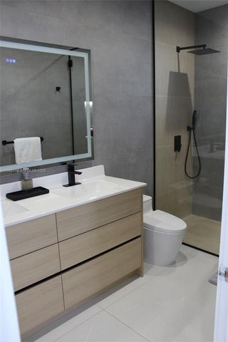 11024 W 35th Ln, Hialeah, FL 33018