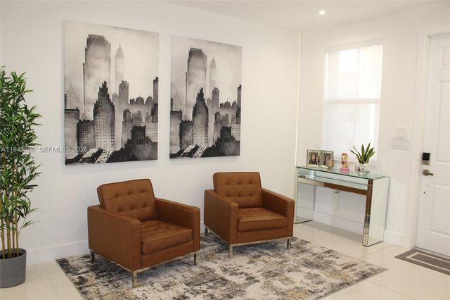 11024 W 35th Ln, Hialeah, FL 33018