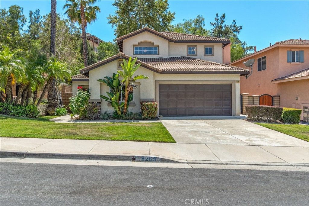 Image 2 of property listing at 9265 Nickellaus Court, Corona, CA 92883