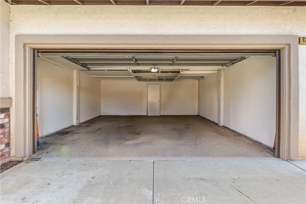 Image 4 of property listing at 9265 Nickellaus Court, Corona, CA 92883