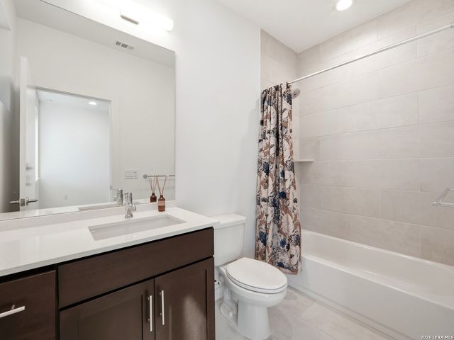 102 Tendick Unit 901, San Antonio, TX 78209