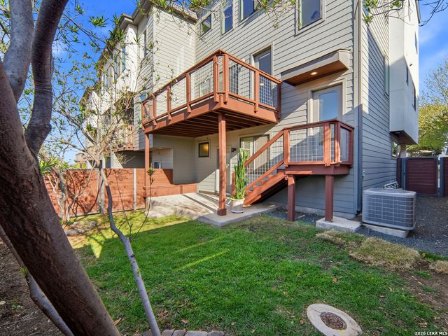 102 Tendick Unit 901, San Antonio, TX 78209