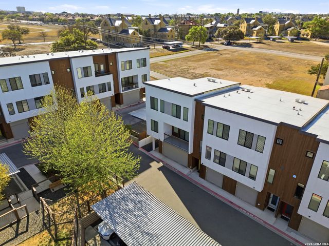 102 Tendick Unit 901, San Antonio, TX 78209