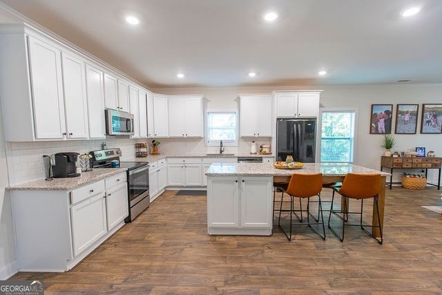 108 Albright Court, Commerce, GA 30529