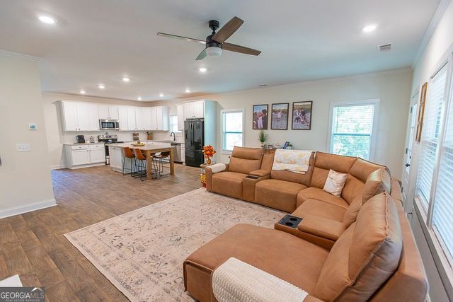 108 Albright Court, Commerce, GA 30529