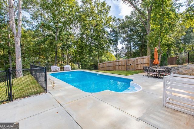 108 Albright Court, Commerce, GA 30529