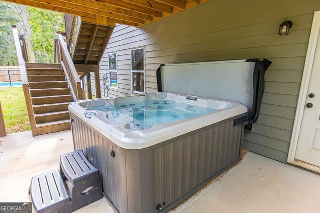 108 Albright Court, Commerce, GA 30529