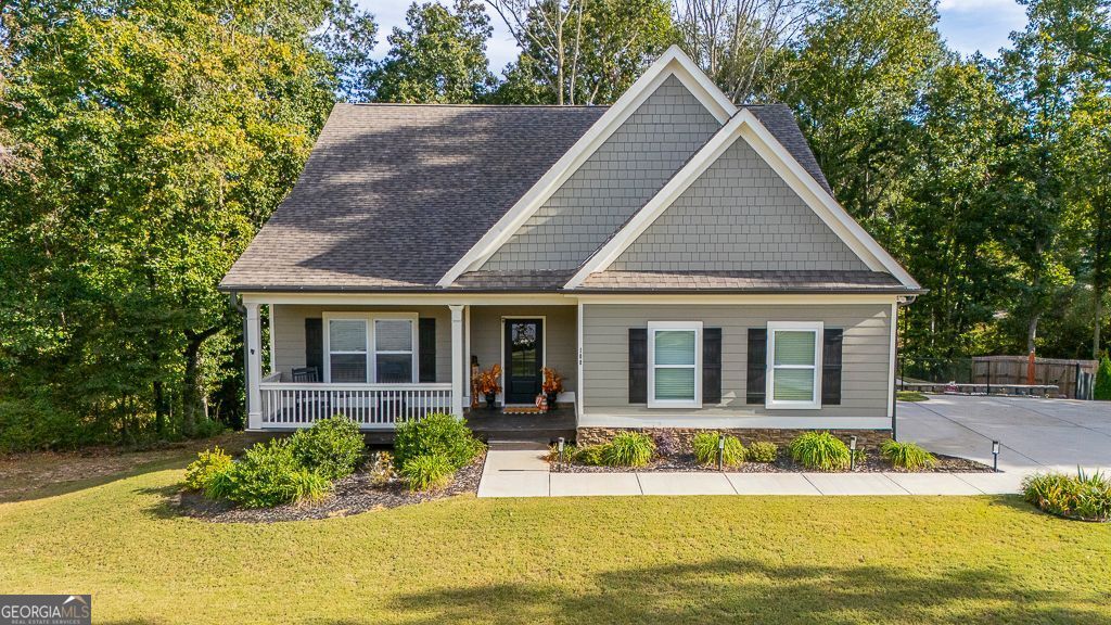 108 Albright Court, Commerce, GA 30529