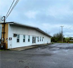 7696 State Route 31 Road, Lyons, NY 14489