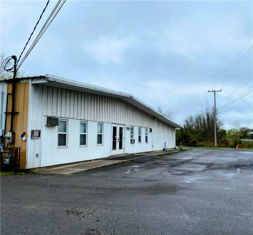 7696 State Route 31 Road, Lyons, NY 14489