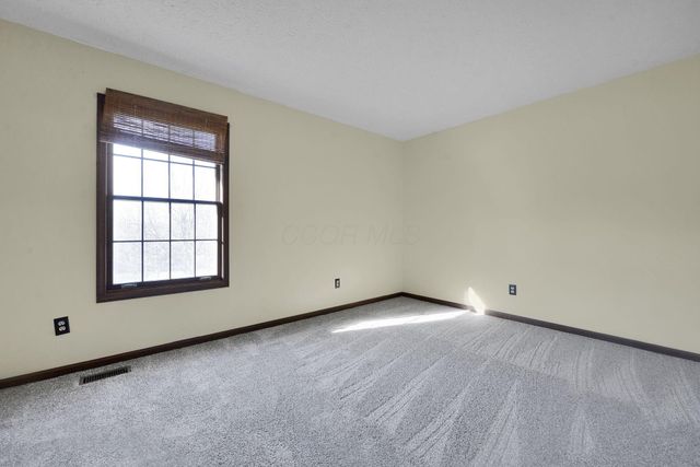 89 Alton Darby Creek Road, Galloway, OH 43119