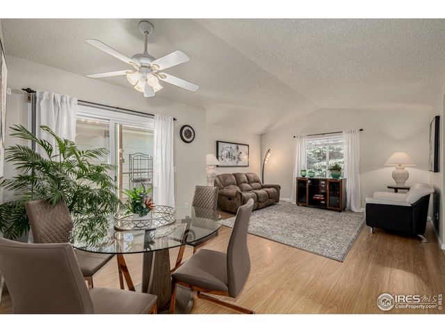 7624 Gray Way, Arvada, CO 80003