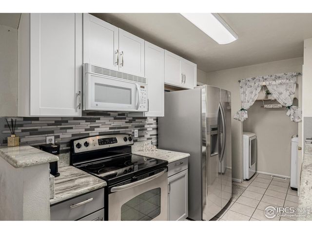 7624 Gray Way, Arvada, CO 80003