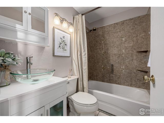 7624 Gray Way, Arvada, CO 80003