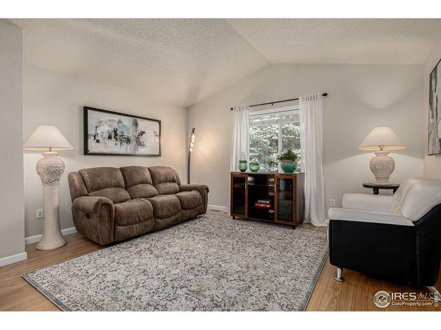 7624 Gray Way, Arvada, CO 80003