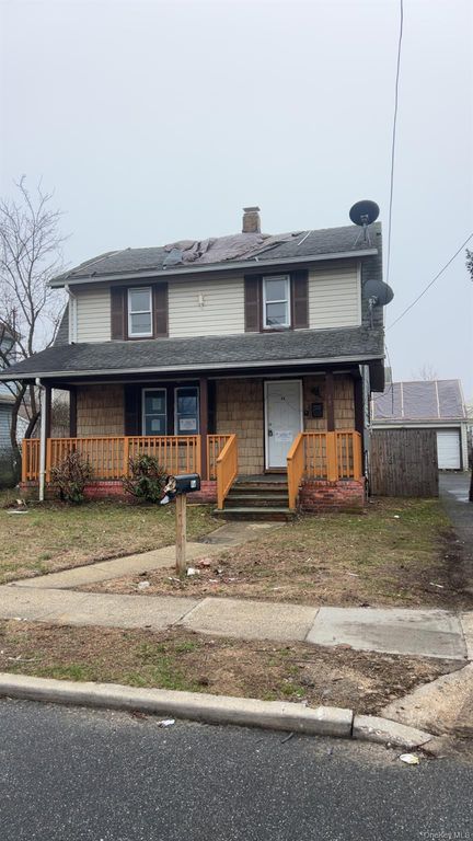 48 Pleasant Avenue, Roosevelt, NY 11575