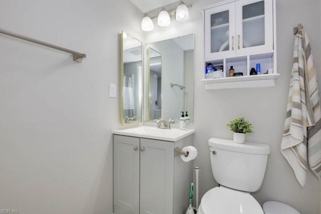4635 Glanmire DR, Virginia Beach, VA 23464