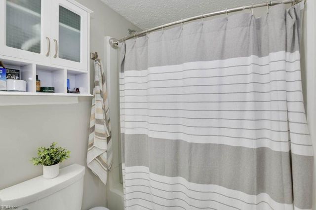 4635 Glanmire DR, Virginia Beach, VA 23464