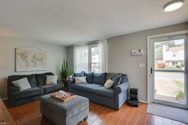 4635 Glanmire DR, Virginia Beach, VA 23464
