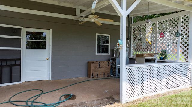 24 Midway Street, Granite Falls, NC 28630