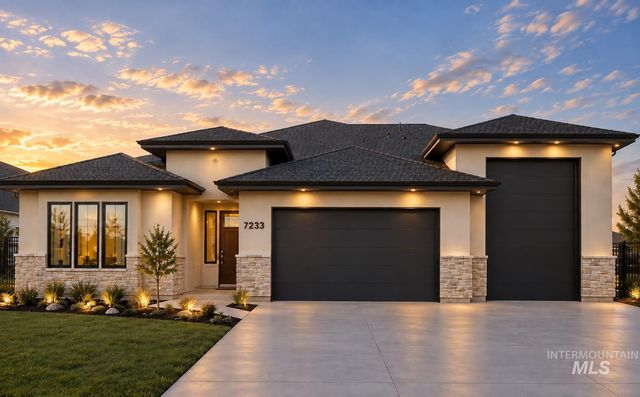 9853 S Peregrine Falcon Ave, Nampa, ID 83686 property photo