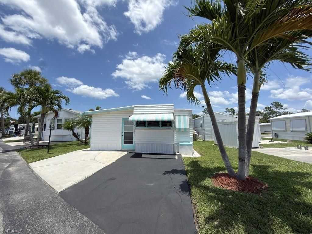 16 Jade DR, NAPLES, FL 34114 — exterior