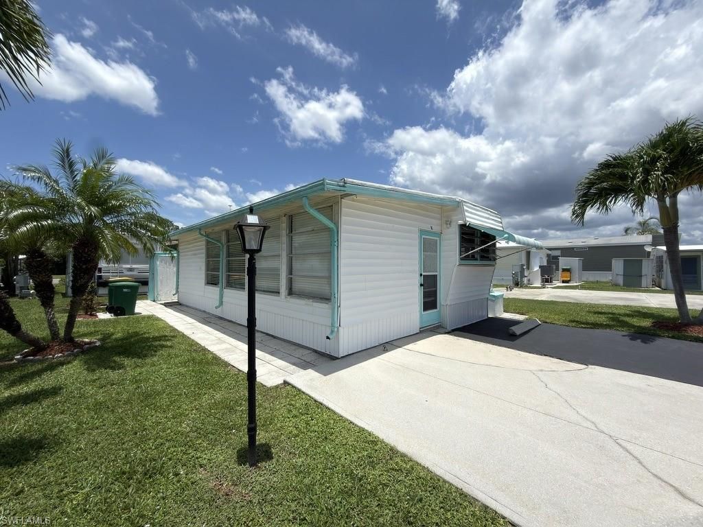 16 Jade DR, NAPLES, FL 34114 — photo 2