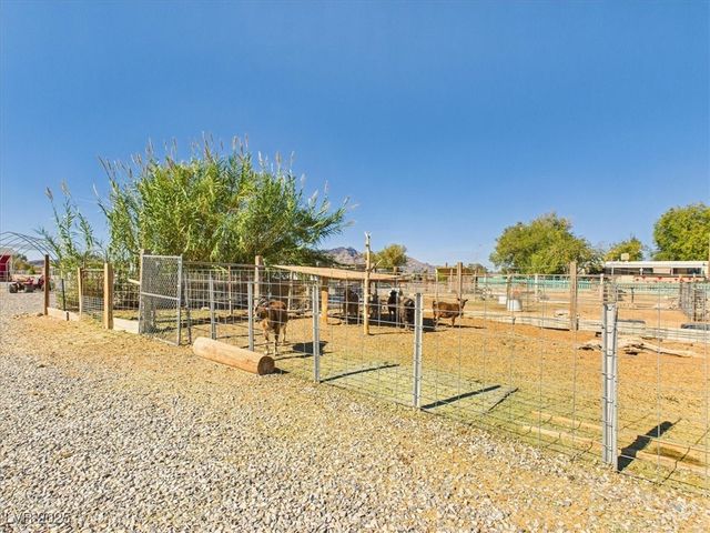 351 Bunarch Road, Pahrump, NV 89060