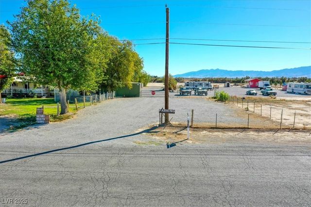 351 Bunarch Road, Pahrump, NV 89060