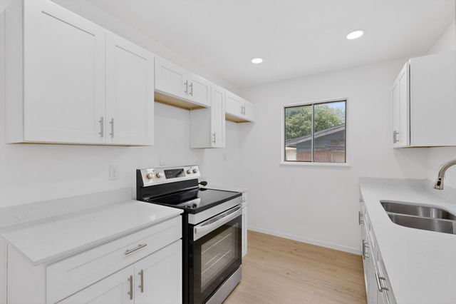 7366 Norma Street, Fort Worth, TX 76112